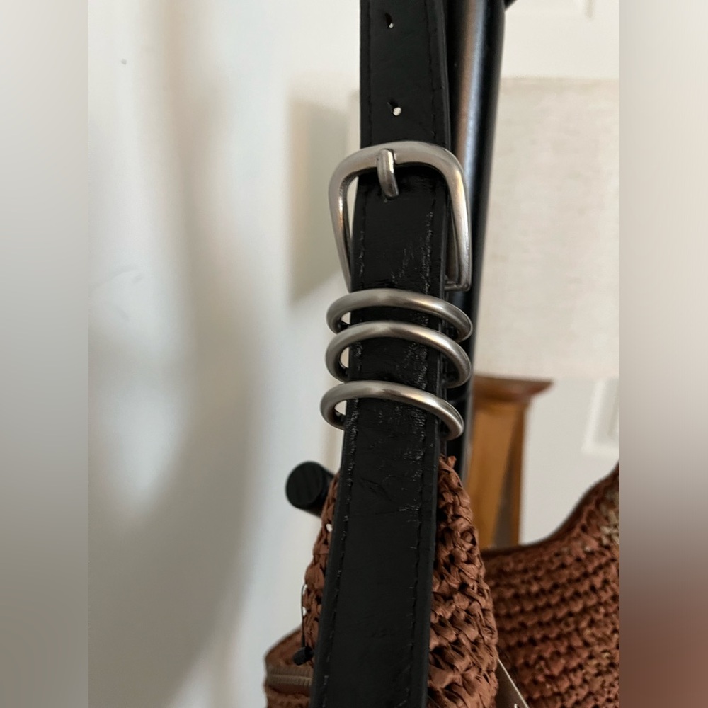 Free People woven crescent hobo bag brown beige black leather shoulder strap - Picture 10 of 11
